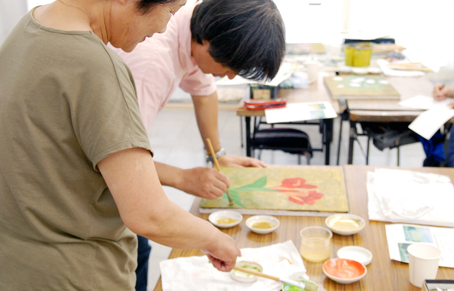 日本画を描く 絵画教室 彩光舎 さいたま市浦和で基礎から学ぶアートスクール